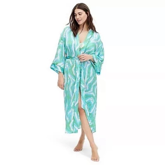 Women's Long Satin Disco Zebra Green
Robe - DVF for Target new - Picture 1 of 6